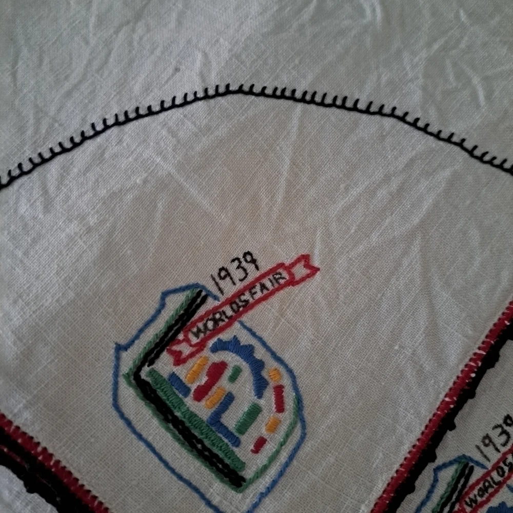 Antiqu 1939 san francisco Golden gate  expo hand Embroidered tablecloth and nap…